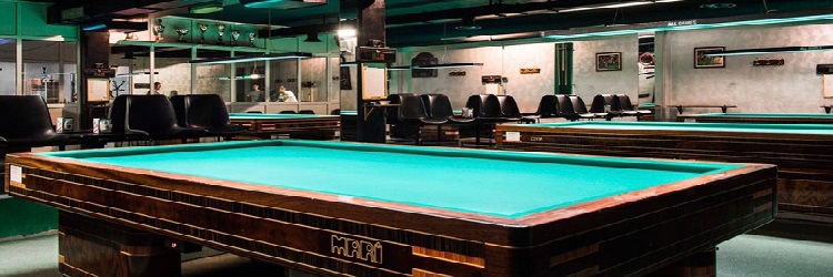 sala biliardi verde
